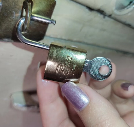 قفل آویز اچ تی مدل سماتولز سایز 20 میلی متر - طلایی براق
