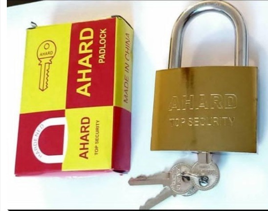 قفل آویز 63 طرح برنجی آهارد